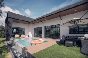 Issara Private Pool Villa Khaoyai Villa A